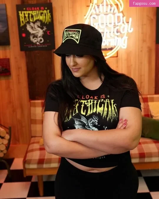 Nicole Enayati