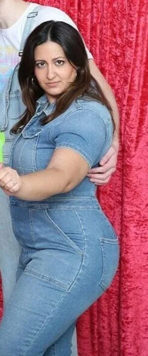 Nicole Enayati content