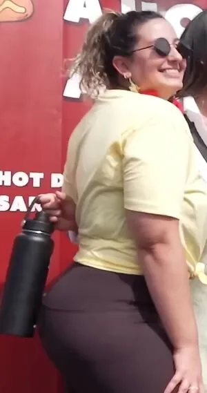 Nicole Enayati content