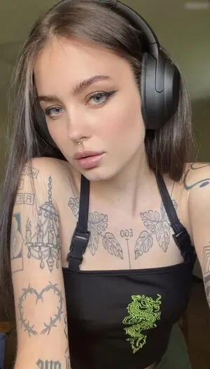 naked.hugs aka Sam content