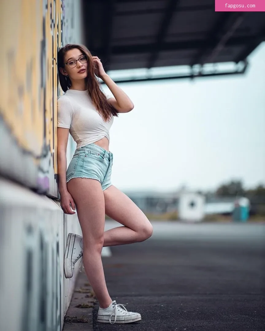 Ninafdj