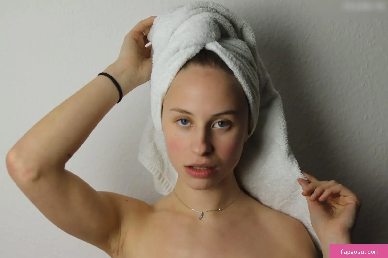 Nina Joy