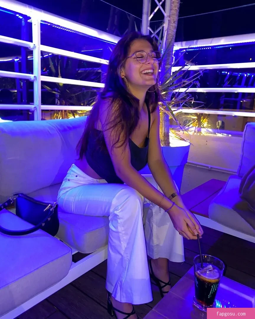 Nina Joy