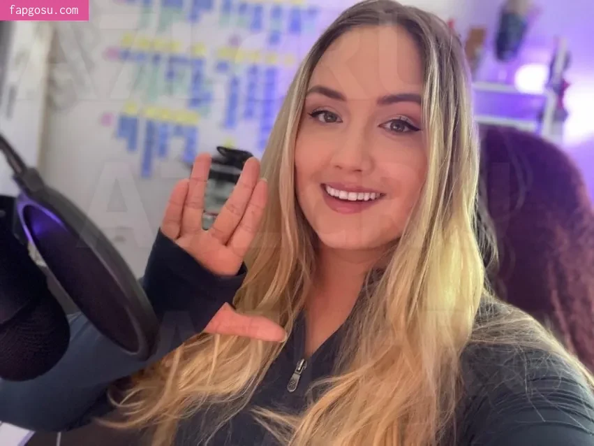 Naomi Kyle