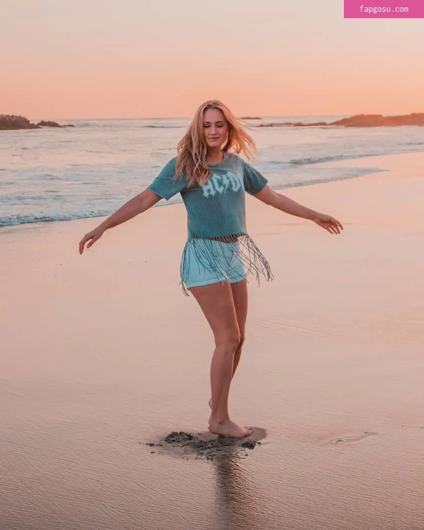Naomi Kyle