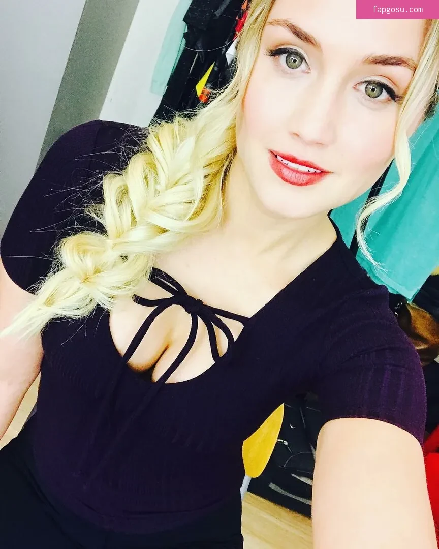 Naomi Kyle