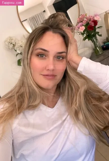 Naomi Kyle