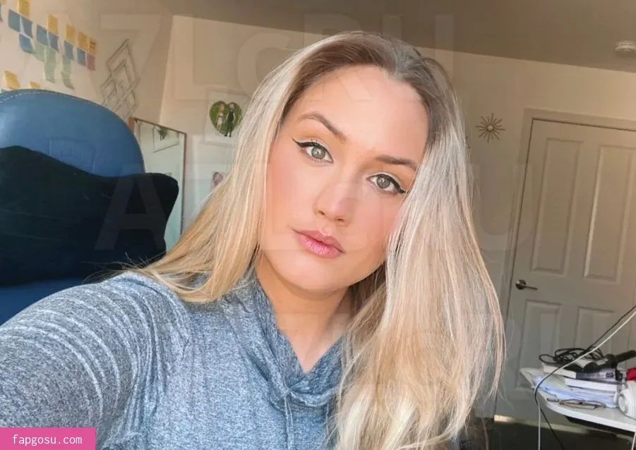 Naomi Kyle