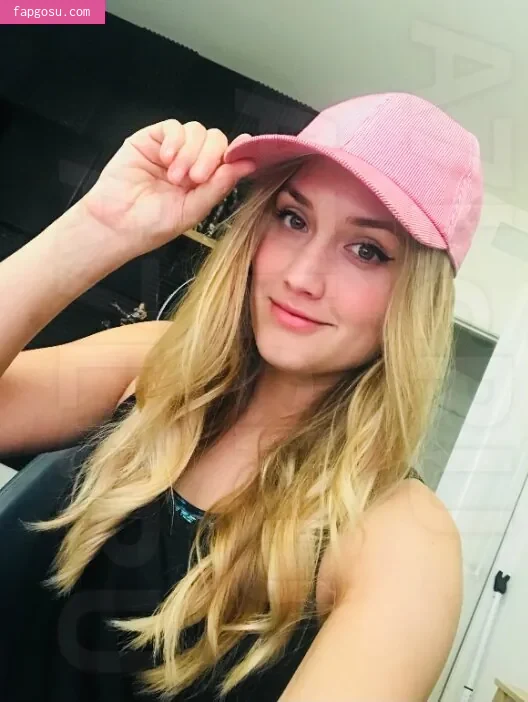Naomi Kyle