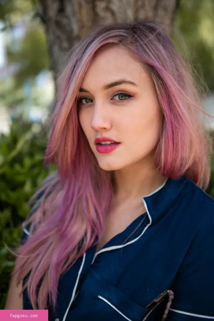Naomi Kyle