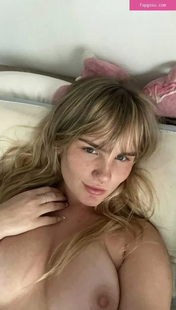 Natalie Knight