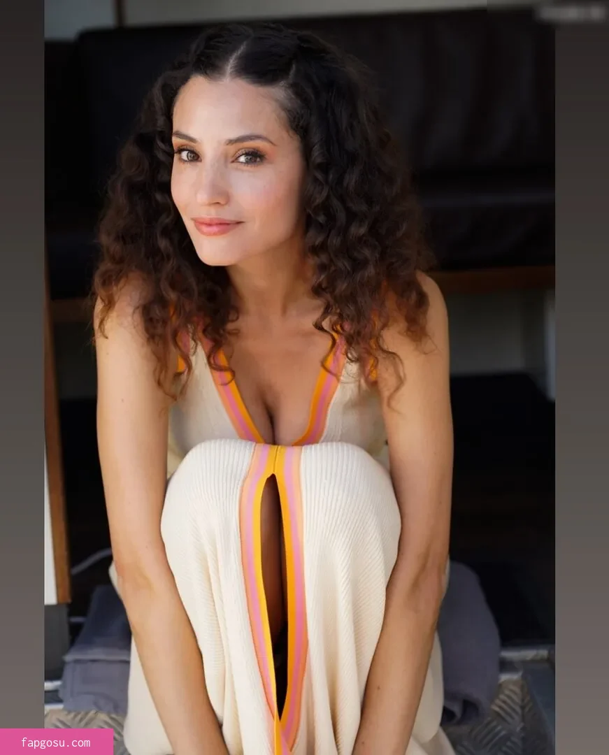 Nadine Menz