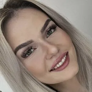 Nele_mbt