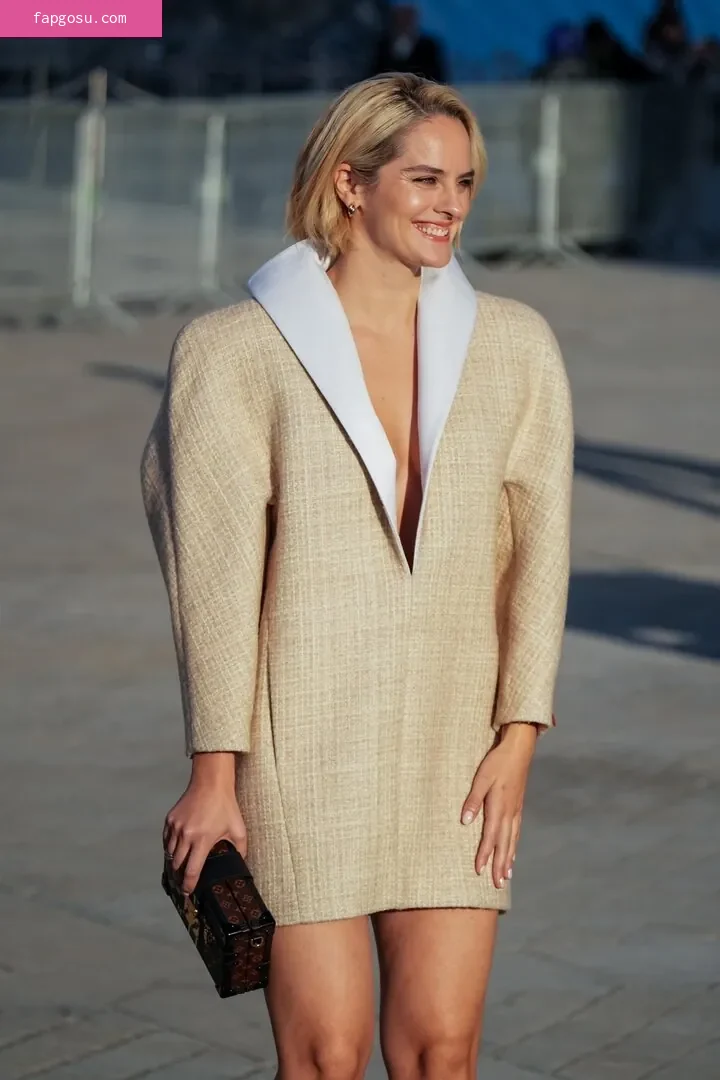 Noemie Merlant