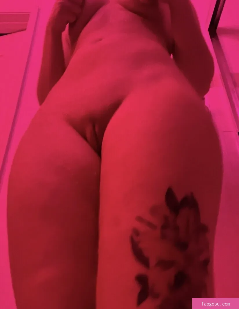 Natalia Queen