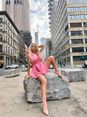 Nicolette Shea