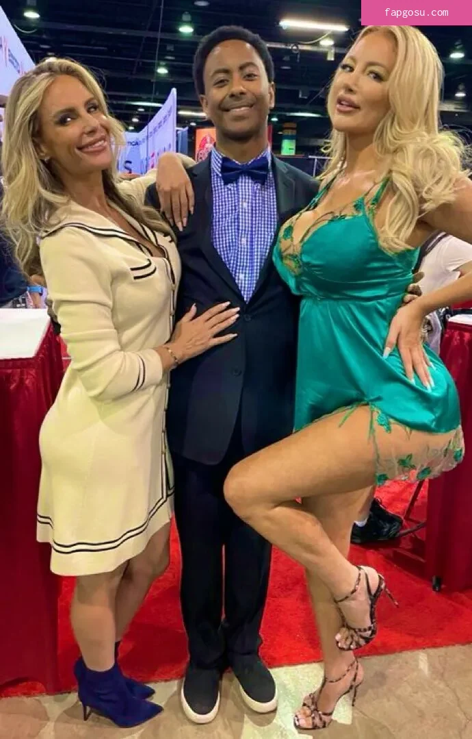 Nicolette Shea