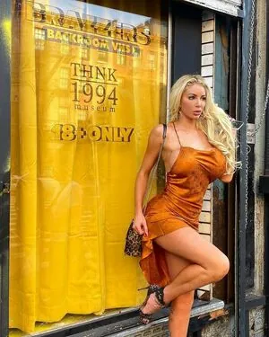 Nicolette Shea