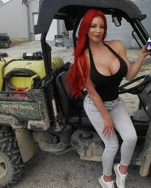 Nicolette Shea