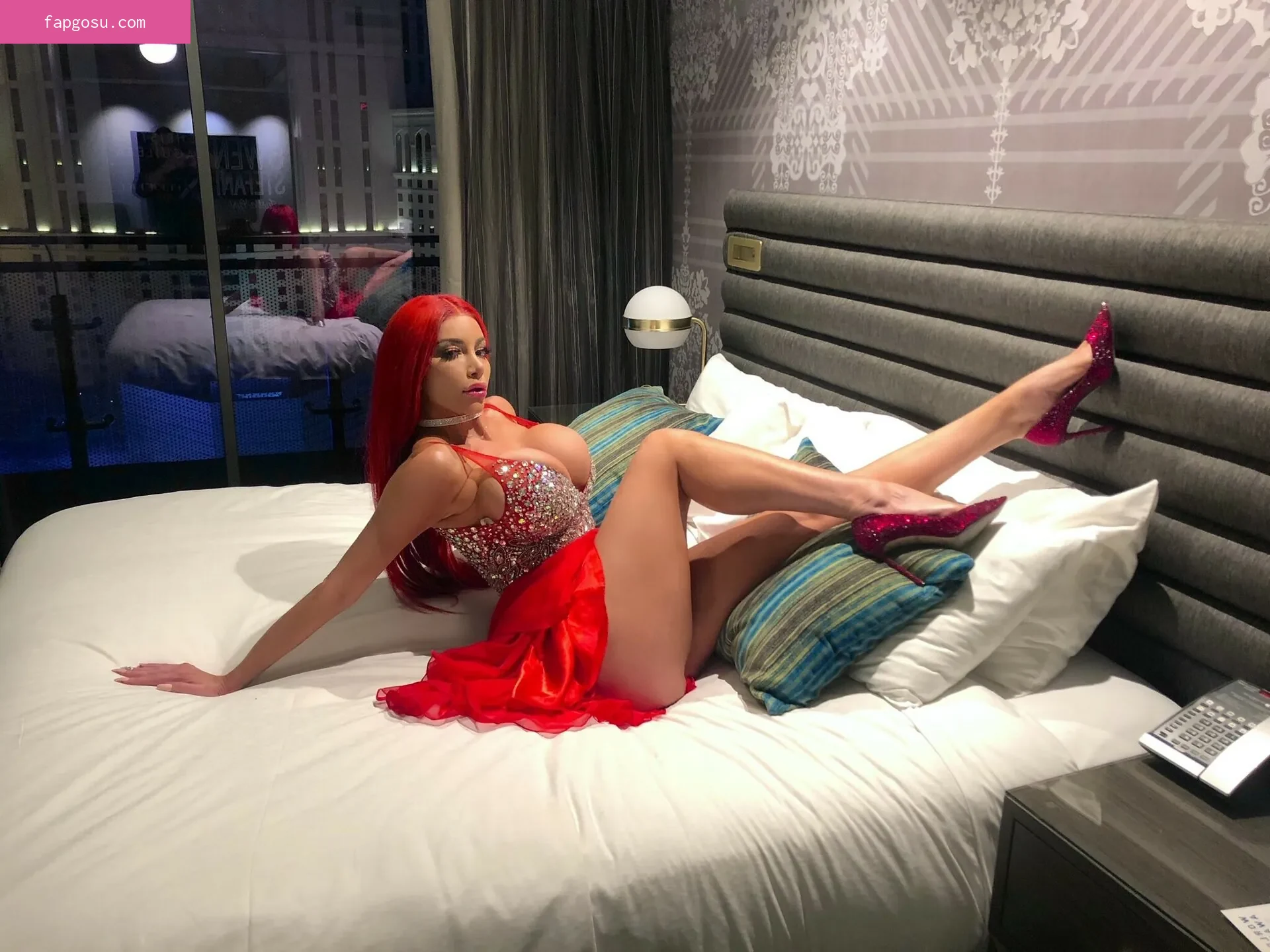 Nicolette Shea