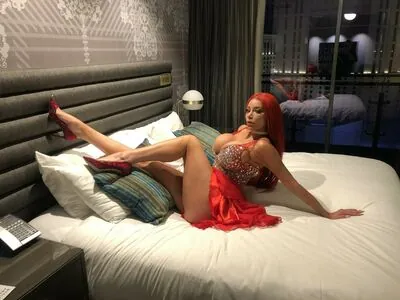 Nicolette Shea