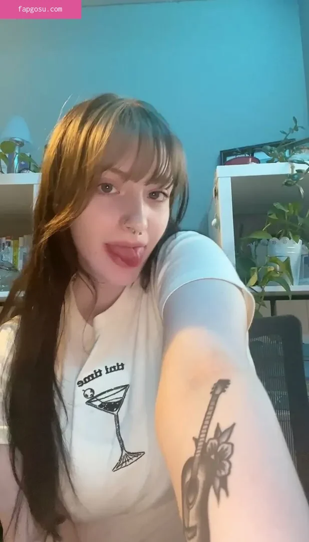 nsfwgoth