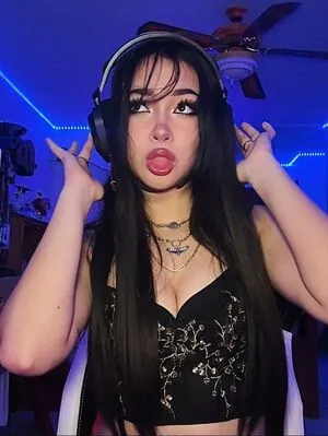Natalie Tran content