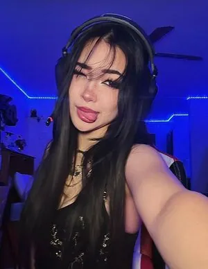 Natalie Tran content