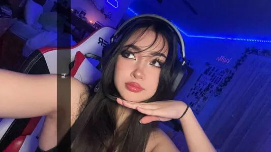 Natalie Tran content