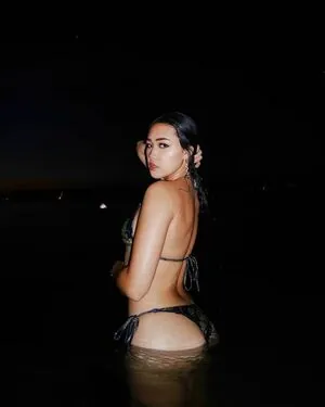 Natalie Tran content