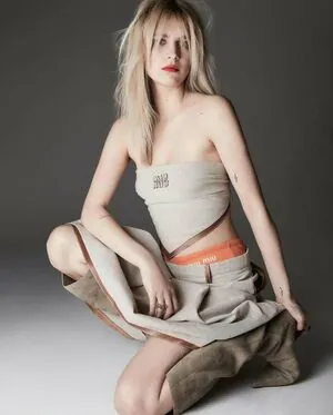Nell Tiger content