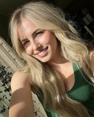 Nicki Taylor content
