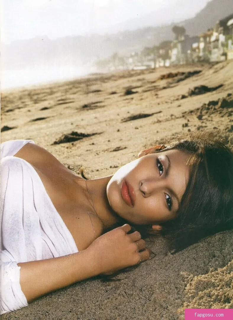 Nadine Velazquez