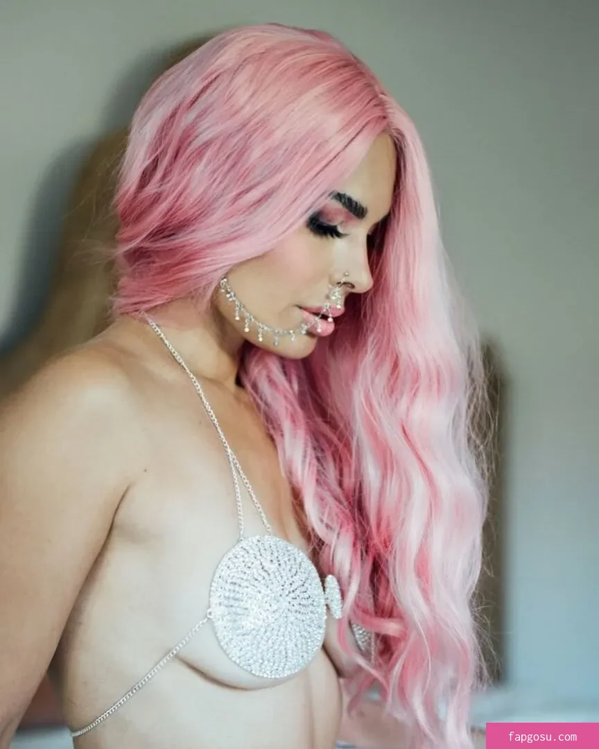 Nadine Velazquez