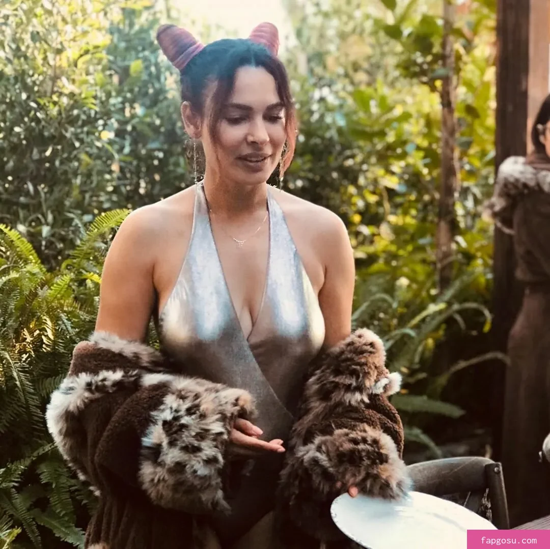 Nadine Velazquez