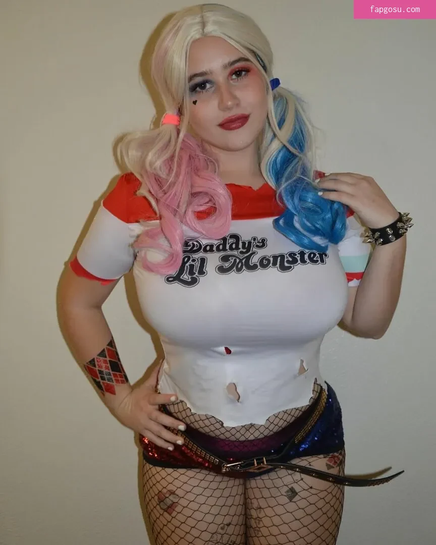 Naomi Vega