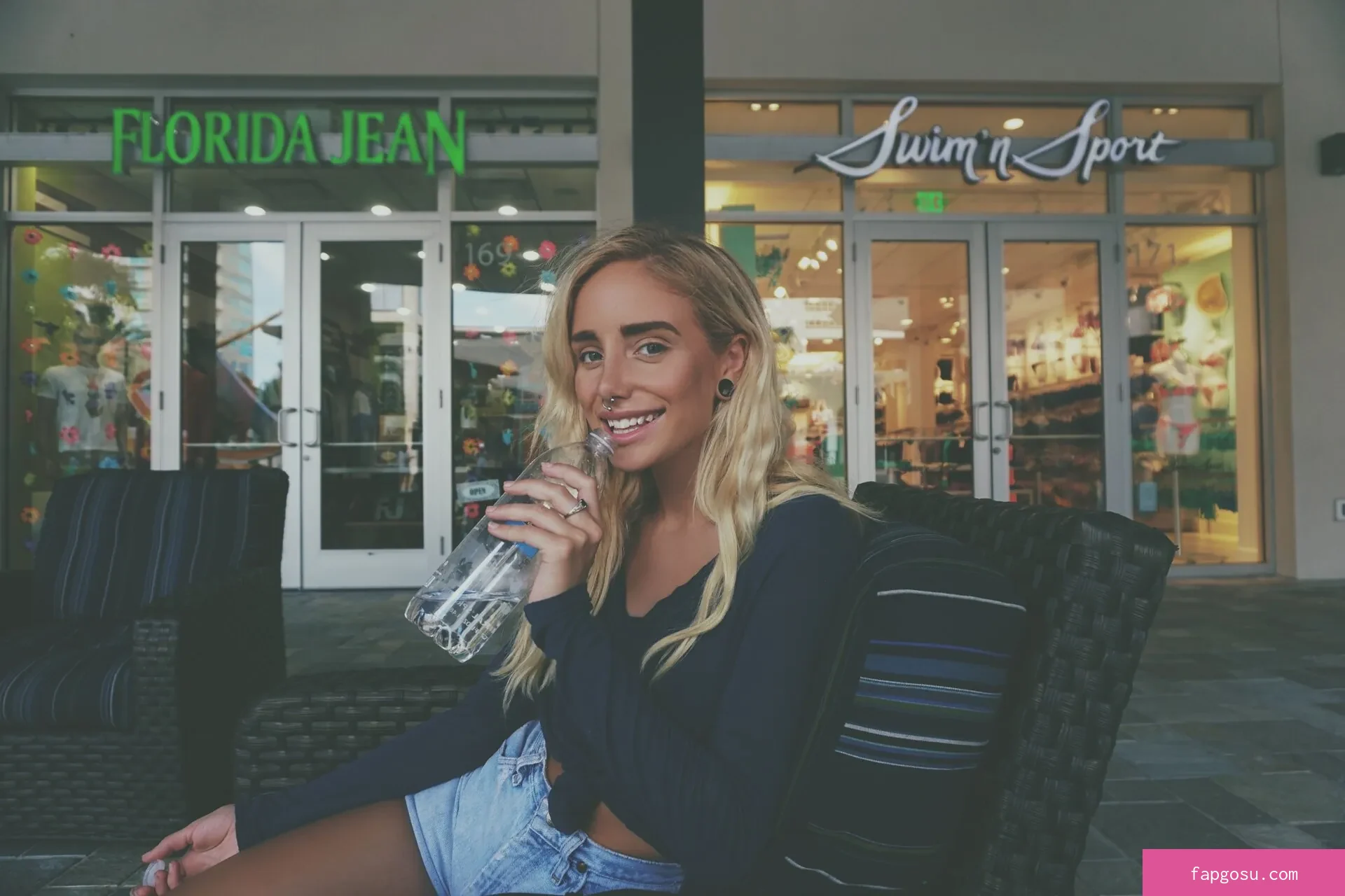 Naomi Woods
