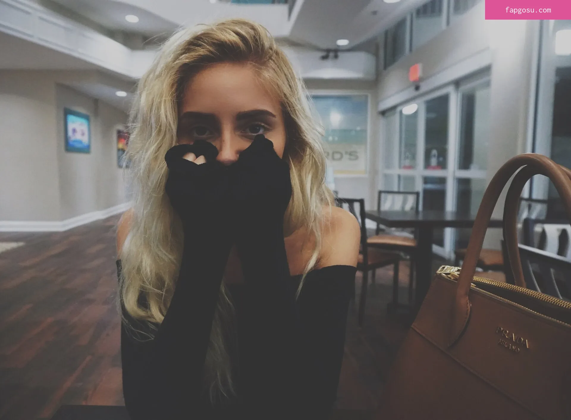 Naomi Woods