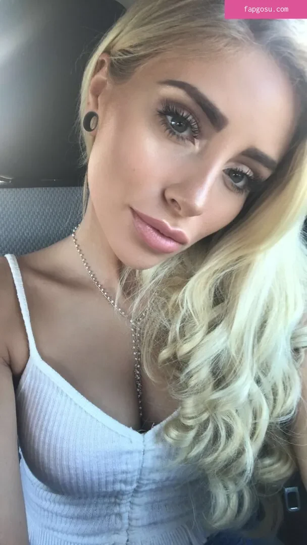 Naomi Woods