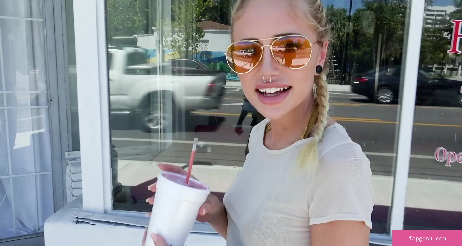 Naomi Woods