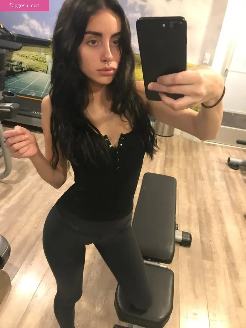 Naomi Woods
