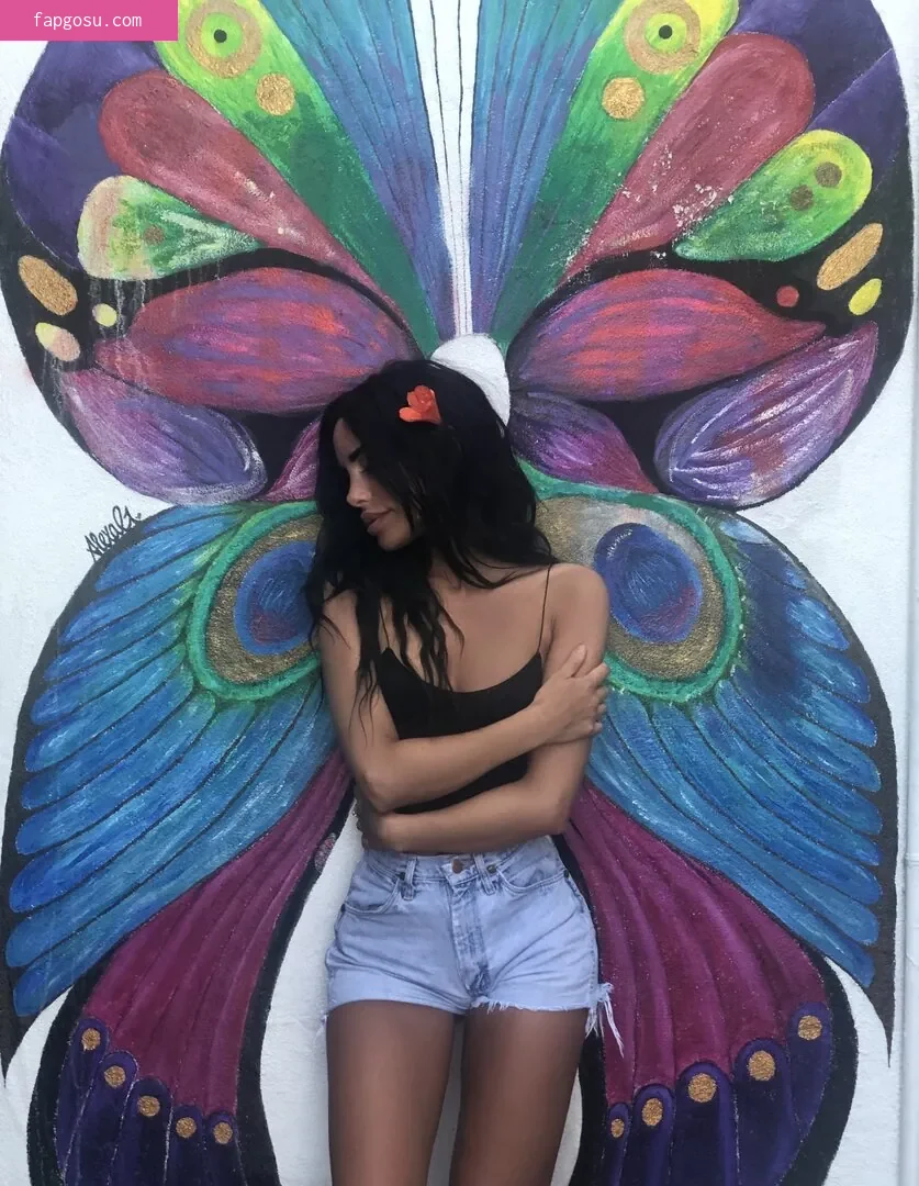 Naomi Woods