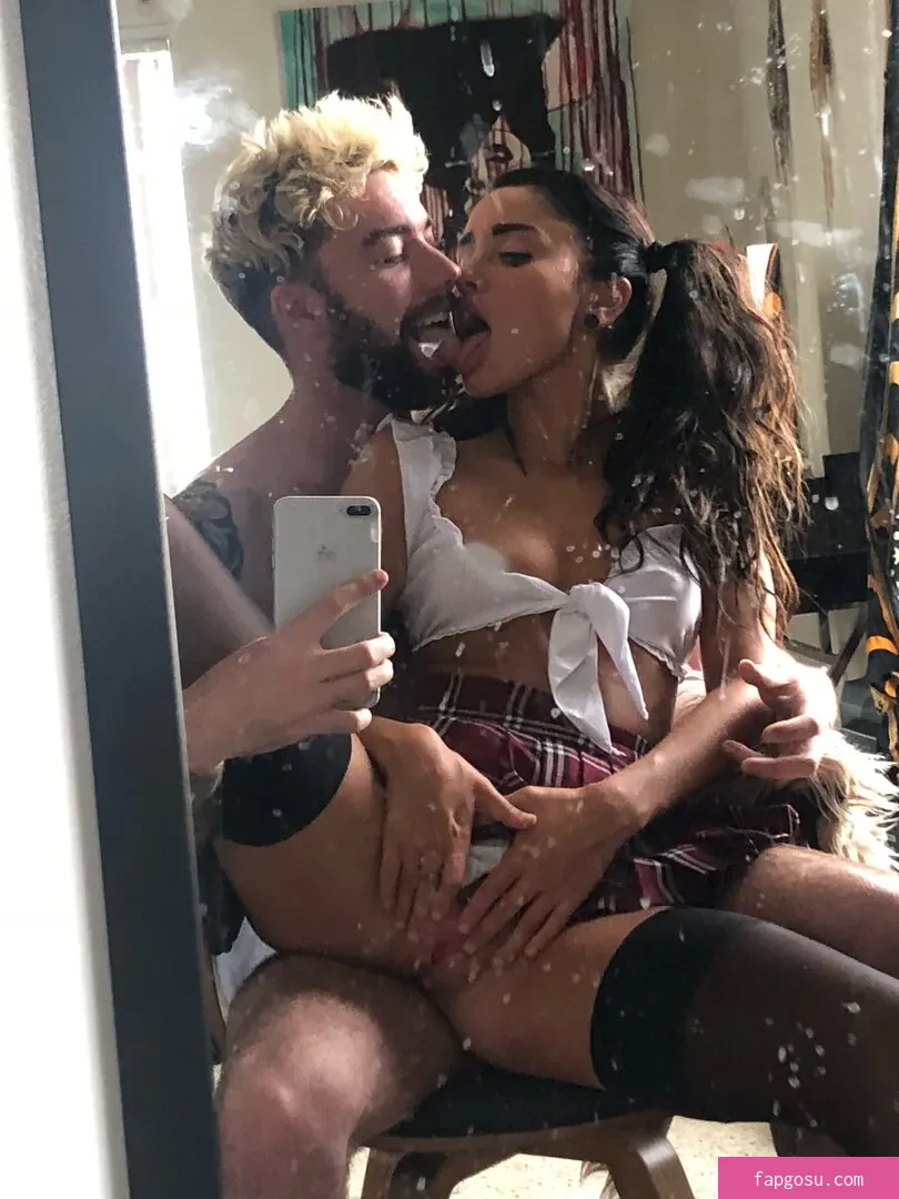 Naomi Woods
