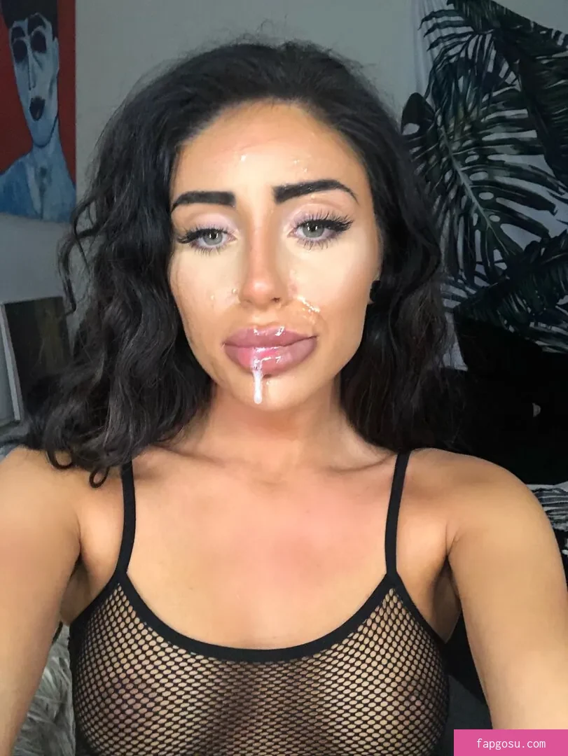 Naomi Woods