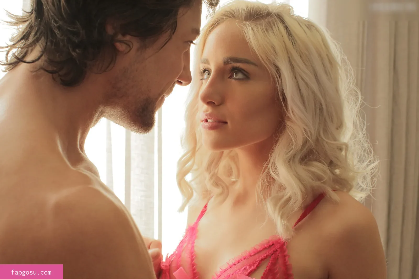 Naomi Woods