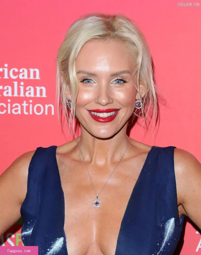 Nicky Whelan