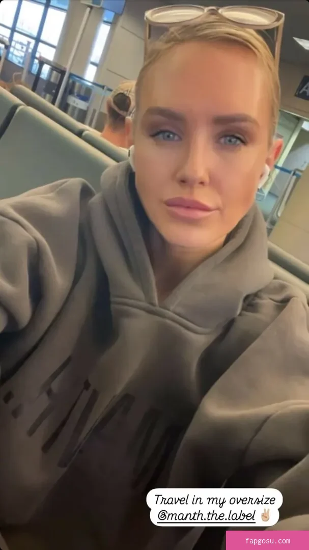 Nicky Whelan