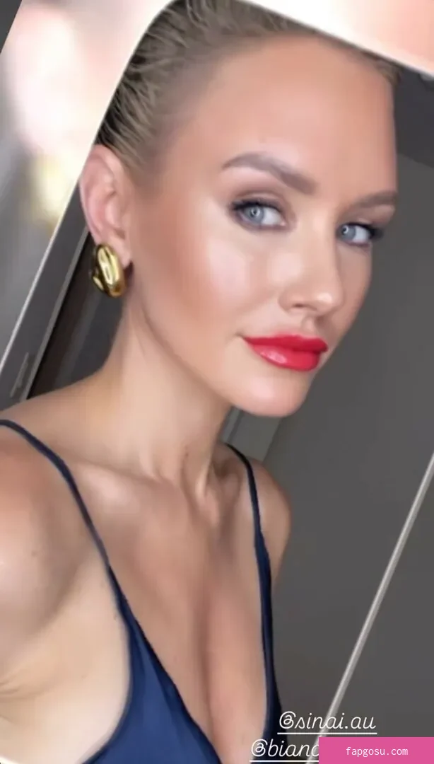 Nicky Whelan