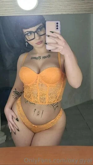 oxy.gyal content