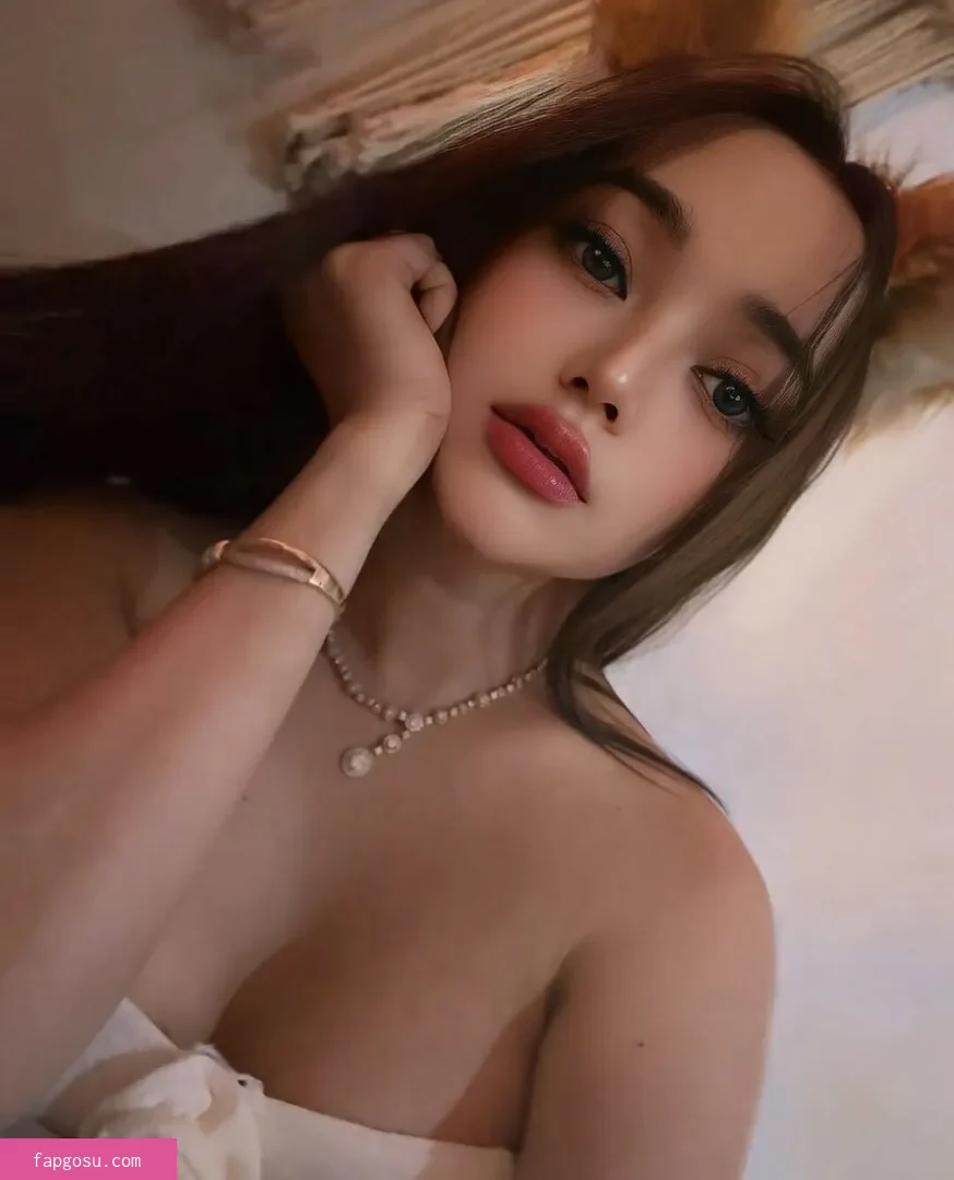Olivea Hadid